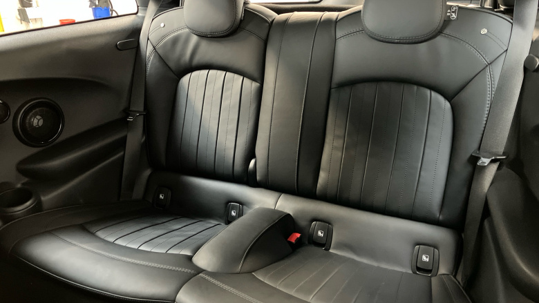 MINI Hatchback 1.5 Cooper Exclusive II 5dr Auto Petrol Hatchback